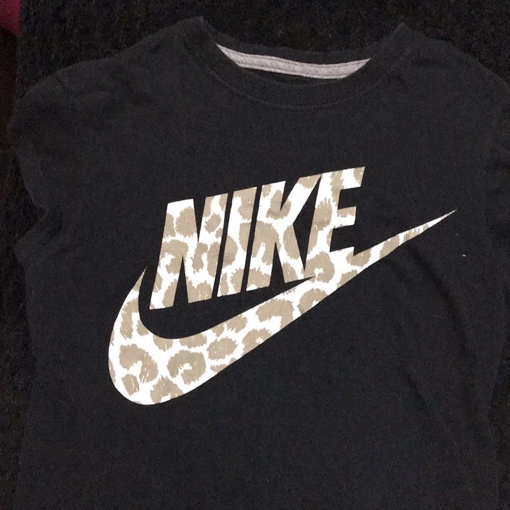 Nike T-shirt
